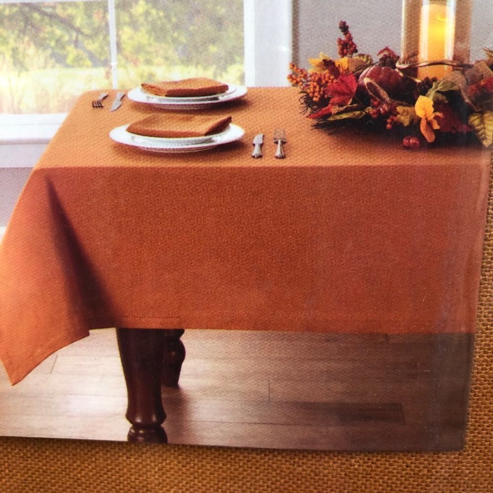 HEMSTITCH TABLE CLOTH 60x84 OBLONG/OVAL NEW WITH TAG